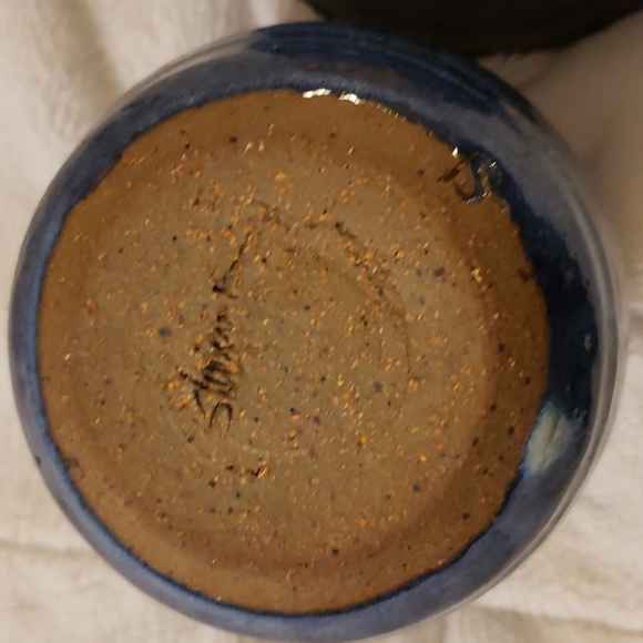 Handmade Vase and Pot - Picture 4 of 7